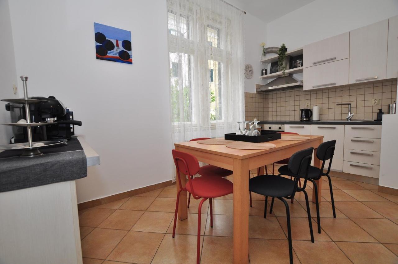 Apartment Moel Split Luaran gambar