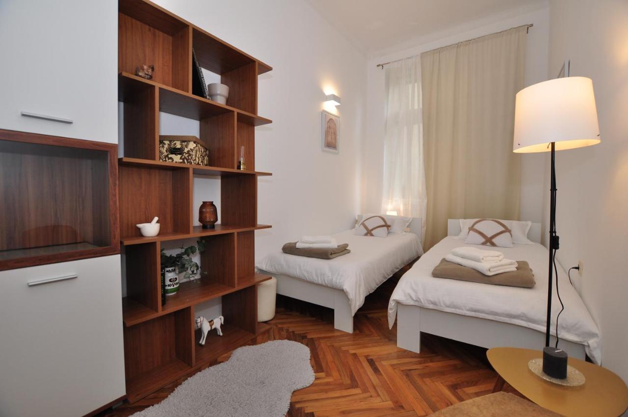 Apartment Moel Split Luaran gambar