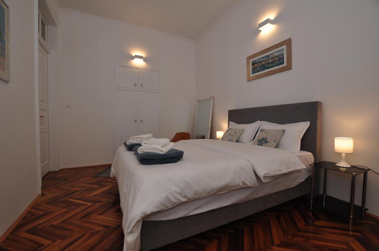 Apartment Moel Split Luaran gambar