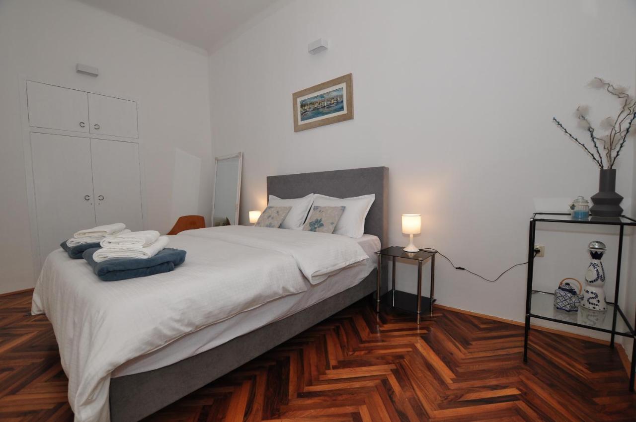 Apartment Moel Split Luaran gambar