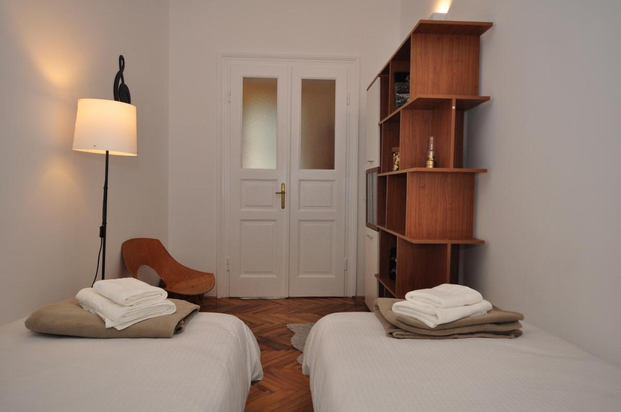Apartment Moel Split Luaran gambar