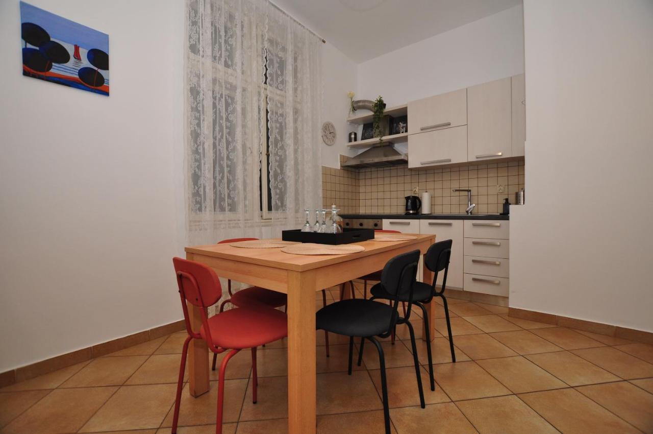 Apartment Moel Split Luaran gambar